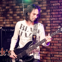 АДАПТАЦИЯ в Rock's Cafe